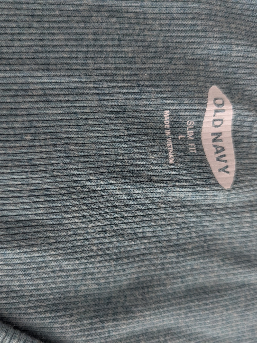 Light Teal Old Navy Ribbed V-Neck Tank Top - Picture 3 of 4